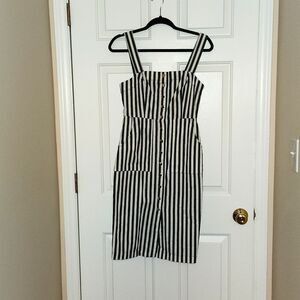 Forever21 Size Small Gray and White Denim Textured Dress Button Close